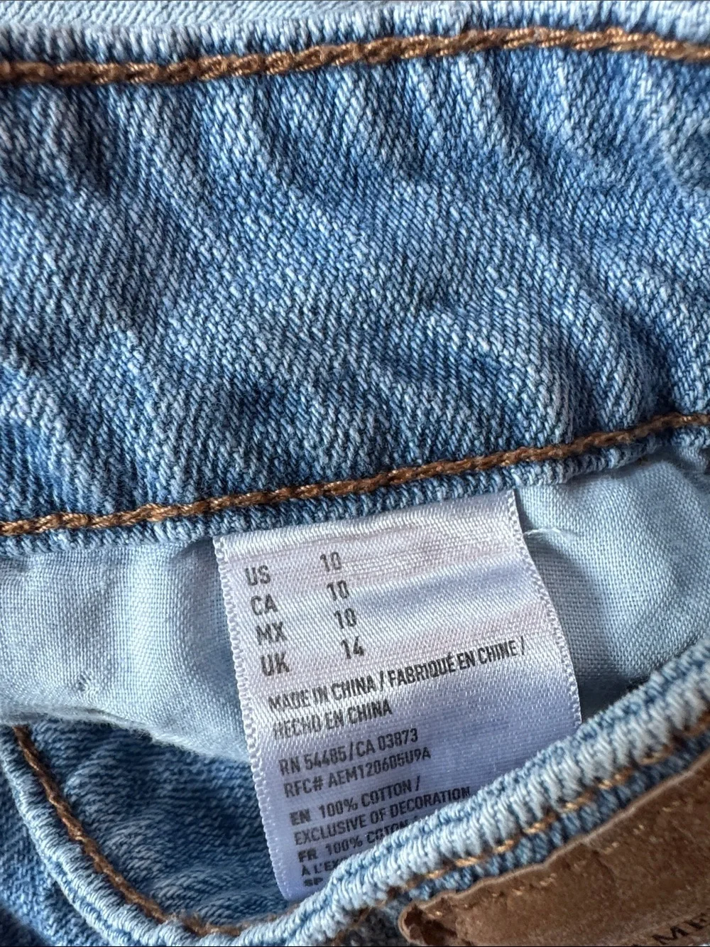 American Eagle Light Wash Distressed Denim Women's Shorts